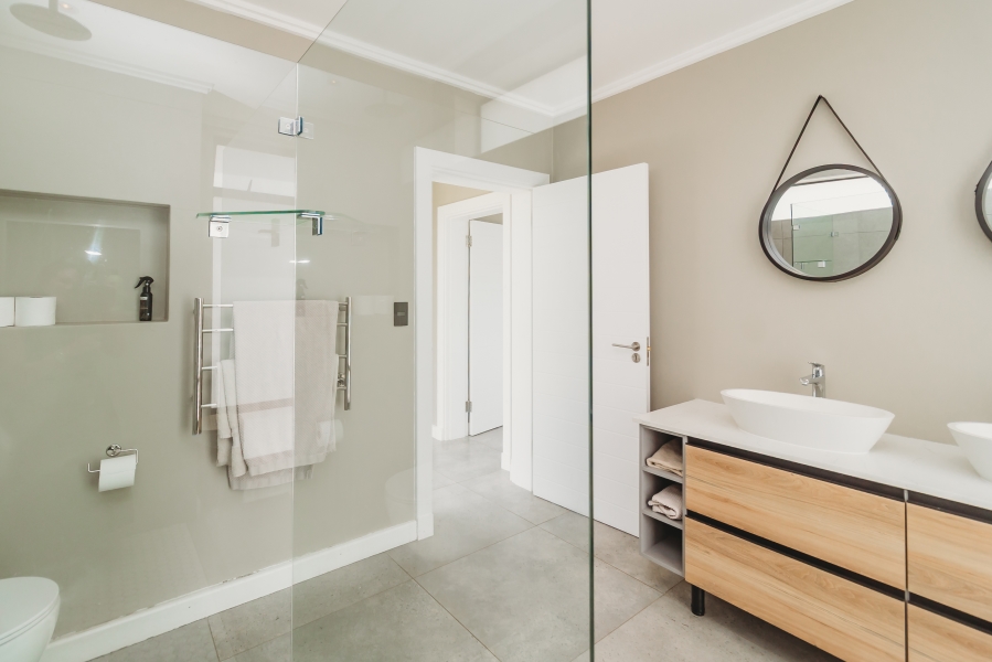 4 Bedroom Property for Sale in Le Grand Golf Estate Western Cape